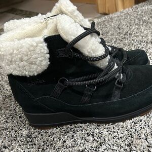 Sorel Black and Cream Fleece-Lined Boots